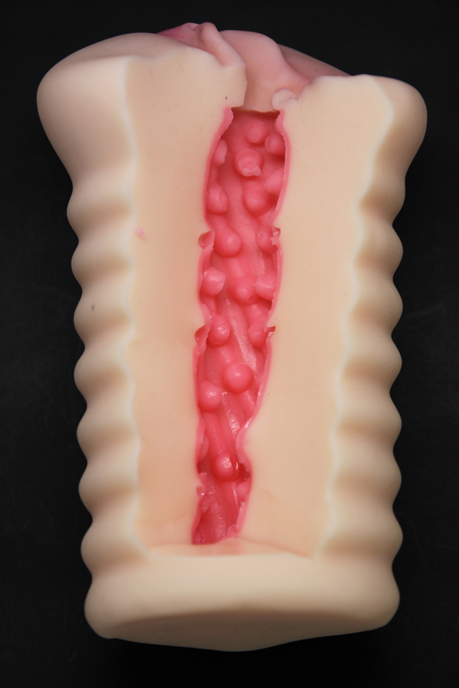 下半身の肉付きがムチムチな彼女は名器にちがいない! TMT-467 商品説明画像4